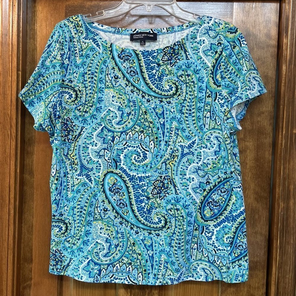 Jones‎ New York Sport SS TShirt Paisley Sz XL EUC $5 ADD ON with $15+ Bundle